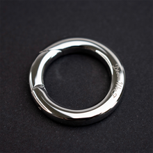 Load image into Gallery viewer, Round Marine Grade SS Clasp