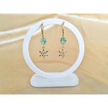 Load image into Gallery viewer, Snowflake earrings
